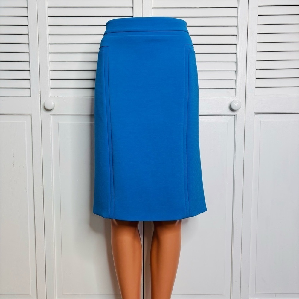 Price is firm NEW WHITE HOUSE BLACK MARKET Perform Form Pencil Skirt Size 12